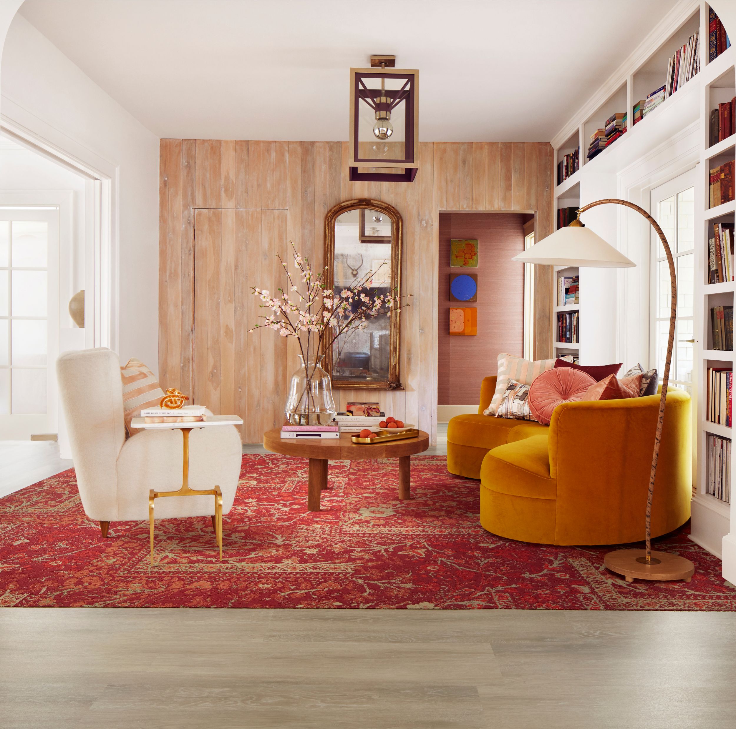 CARPET: Hip Over History M0939, Orient, Non Directional  LVT: Level Set, Antique Light Oak, Ashlar número de imagen 1